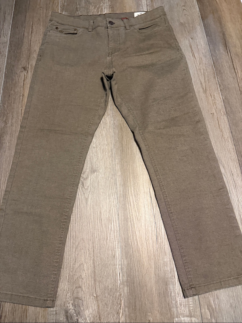 English Laundry Men's Straight Jeans in Dark Brown